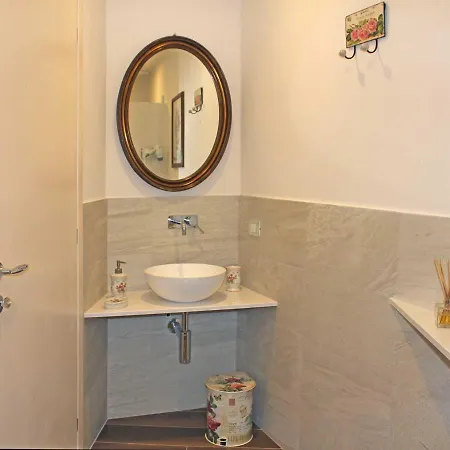 Rubino Con Giardino E Jacuzzi Vista Στρέσα