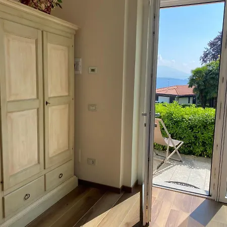 Rubino Con Giardino E Jacuzzi Vista * Στρέσα