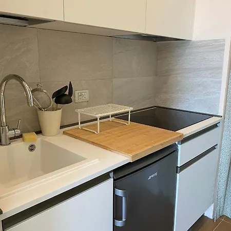 Rubino Con Giardino E Jacuzzi Vista 아파트 *