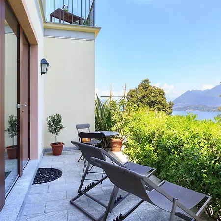 Rubino Con Giardino E Jacuzzi Vista Στρέσα