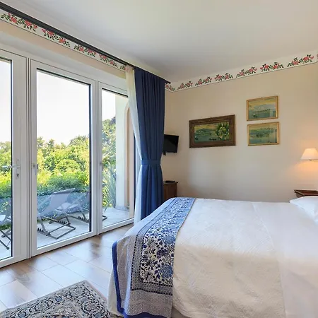 Rubino Con Giardino E Jacuzzi Vista * Στρέσα