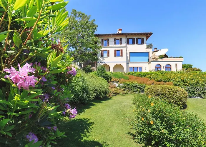 Lägenhet Rubino Con Giardino E Jacuzzi Vista *