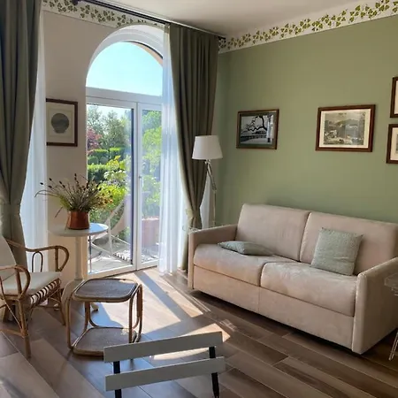 דירה Rubino Con Giardino E Jacuzzi Vista סטרסה