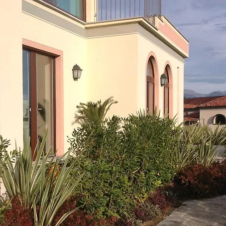 Rubino Con Giardino E Jacuzzi Vista דירה *